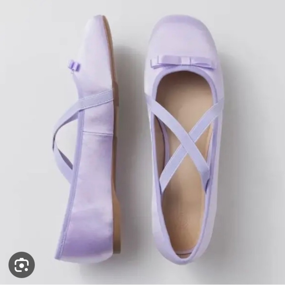 Urban Outfitters Kallie Cross Strap Lavender Ballet Flats Size 8 NWTS Balletcore